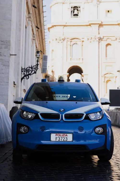 Lecce, controlli rafforzati: 1964 persone identificate