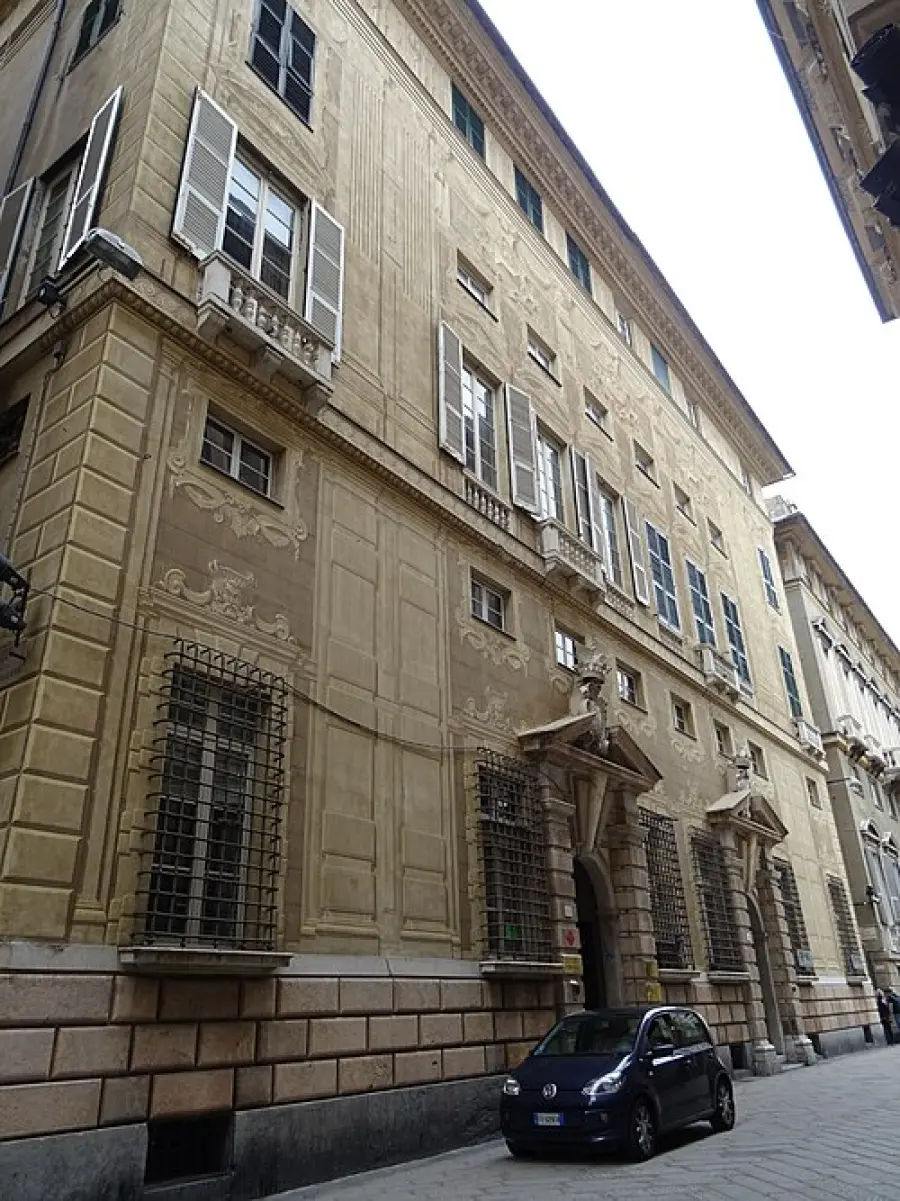 Lecce, a Palazzo Adorno i borghi diventano teatro