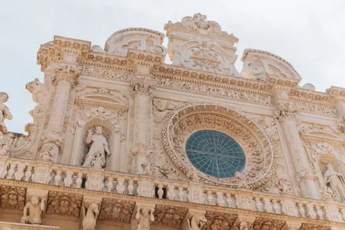 La Basilica di Santa Croce a Lecce: storia e simboli nascosti nella facciata