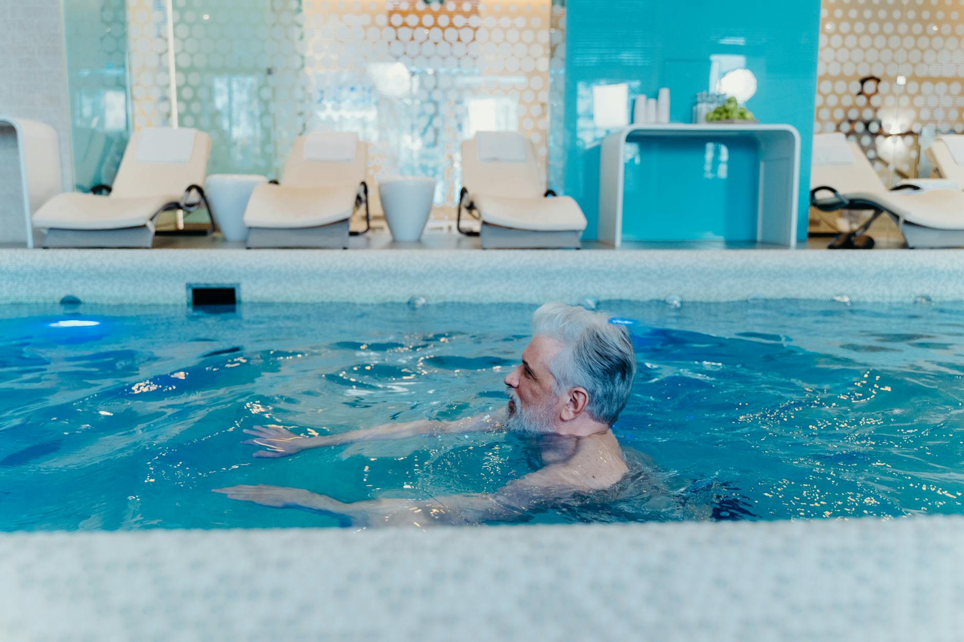 Lecce, aperte le domande per i soggiorni termali degli anziani